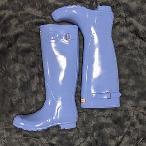 Periwinkle blue hunter rain boots